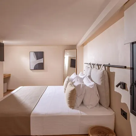 Indigo Suites Collection Adults Only-3